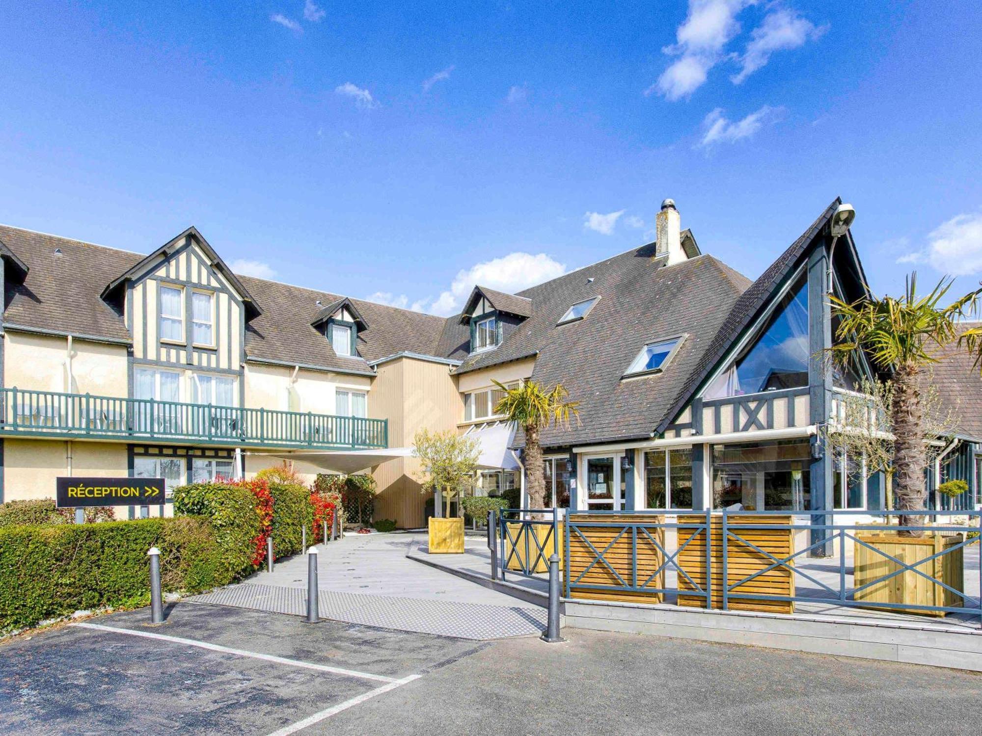 Mercure Cabourg Hotel & Spa Exterior photo
